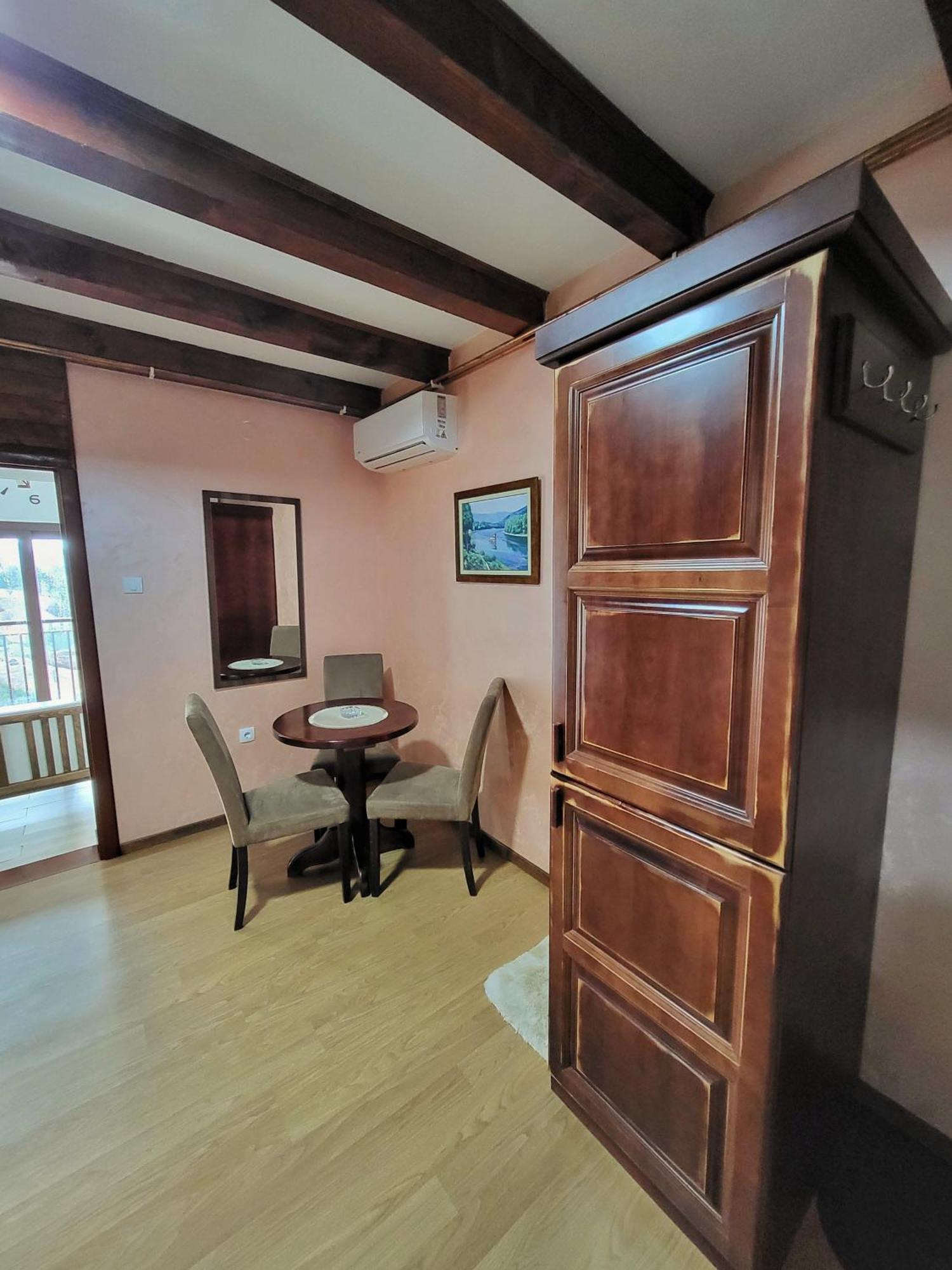Apartmani Tarsko Jezero Zaovine Bilik gambar